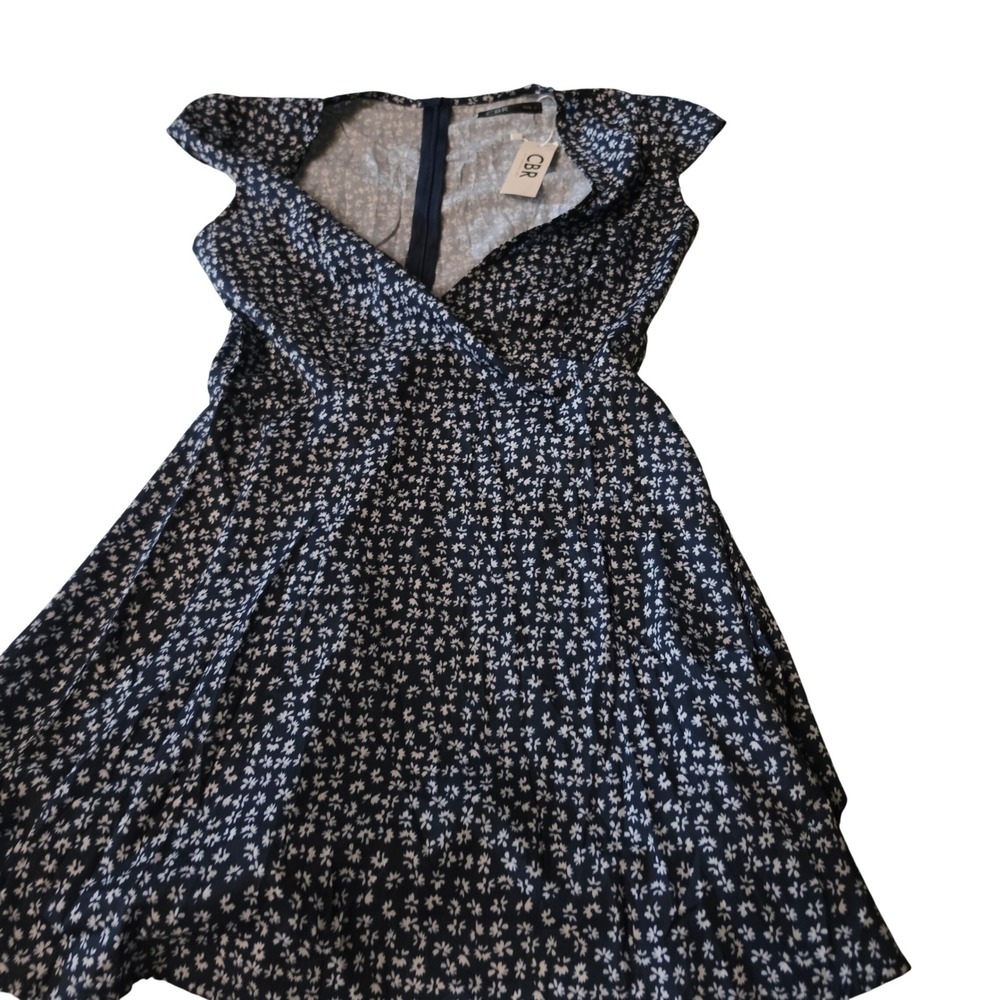CBR Chic Boutique Rose Navy Blue Floral V-Neck Fit and Flare Dress Small NEW